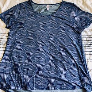 Lularoe Classic Tee 2xl